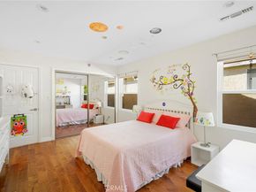 2040 W Kenneth Road, Glendale CA 91201
