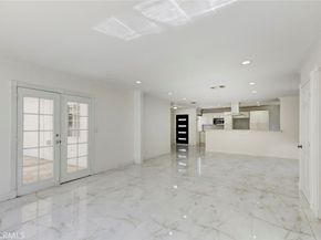 8022 Longridge Avenue, North Hollywood CA 91605