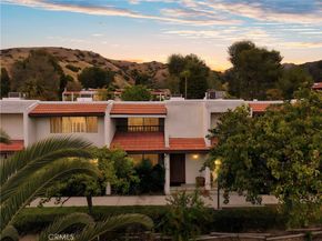 9562 Via Bernardo, Burbank CA 91504
