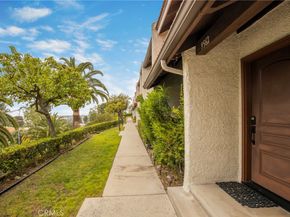 9562 Via Bernardo, Burbank CA 91504