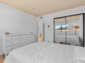 320 Mchenry Road 23, Glendale CA 91206