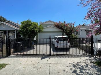 2110 E 113th Street