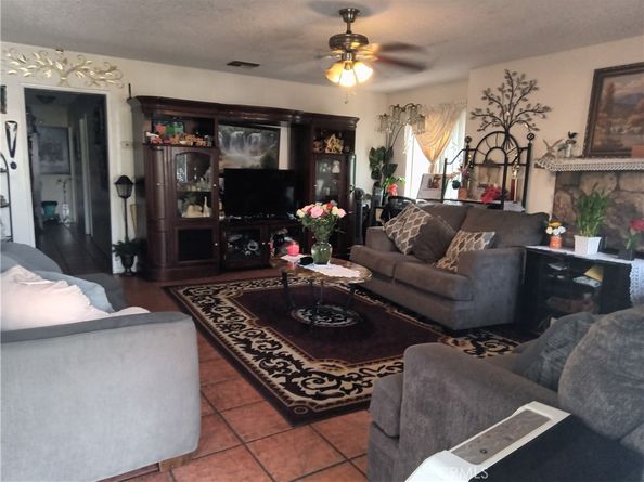 916 W 53rd W Street, Los Angeles CA 90037