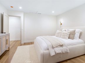 3776 West Boulevard, Los Angeles CA 90016