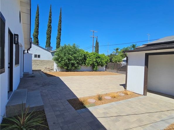 17037 Covello Street, Van Nuys CA 91406