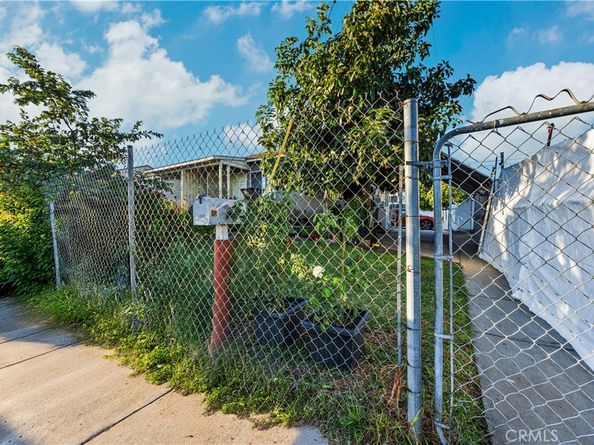 6041 Ferguson Drive, Commerce CA 90022