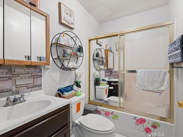 1964 Normandie, Los Angeles CA 90007