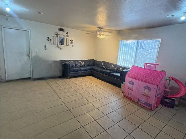 2110 E 113th, Los Angeles CA 90059