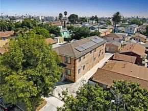 8718 Menlo Ave, Los Angeles CA 90044