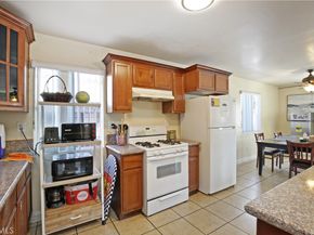 8718 Menlo Ave, Los Angeles CA 90044