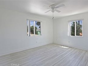 8718 Menlo Ave, Los Angeles CA 90044