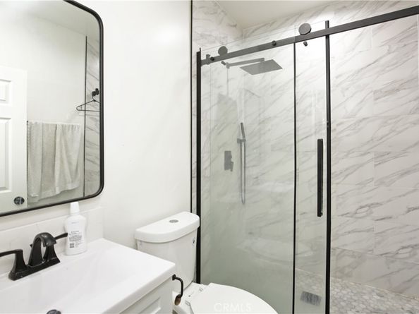 8718 Menlo Ave, Los Angeles CA 90044