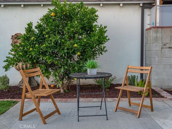 1741 N Rose, Burbank CA 91505