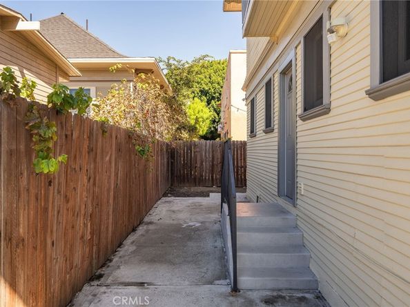 2109 Toberman Street, Los Angeles CA 90007