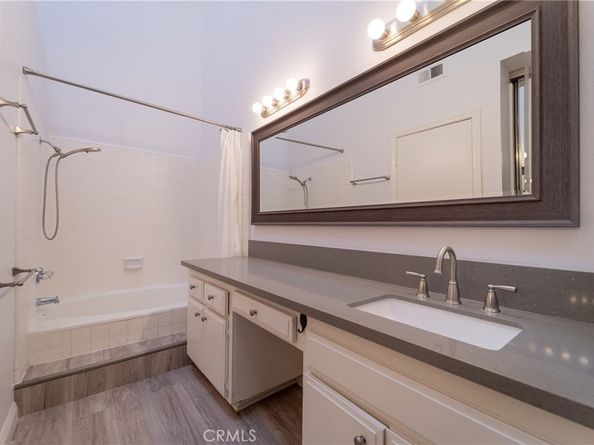 2542 W Macarthur 134, Santa Ana CA 92704