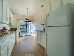 2542 W Macarthur 134, Santa Ana CA 92704