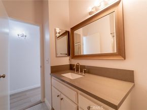 2542 W Macarthur 134, Santa Ana CA 92704