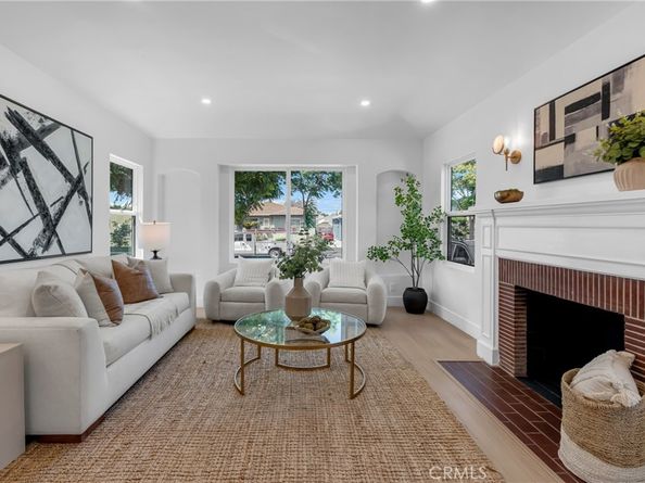 3682 Buckingham, Los Angeles CA 90016