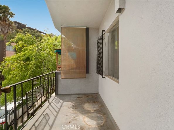 4431 Don Ricardo Drive 20, Los Angeles CA 90008