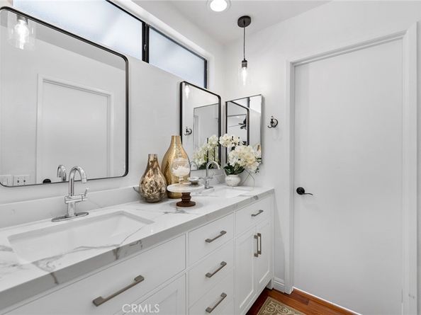 7 Boone, Irvine CA 92620