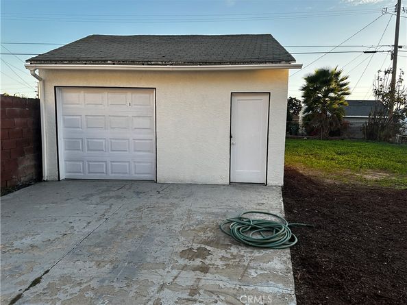 1726 E 122nd, Los Angeles CA 90059