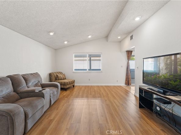 1658 W Crone Avenue, Anaheim CA 92802