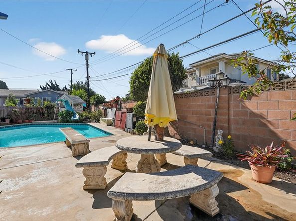 9190 Poppy Circle, Westminster CA 92683