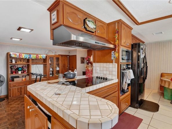 9190 Poppy Circle, Westminster CA 92683