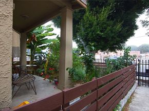 6905 Compton, Los Angeles CA 90001