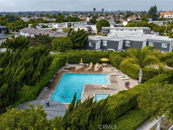 20332 Gardenia Drive, Huntington Beach CA 92646