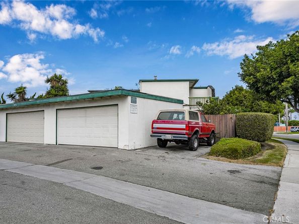 20332 Gardenia Drive, Huntington Beach CA 92646