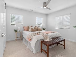 872 W Walnut Avenue A, Monrovia CA 91016