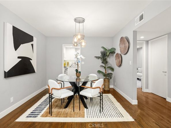495 W WALNUT Street, Pasadena CA 91103