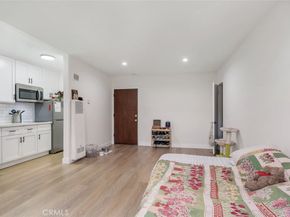 259 N Euclid Avenue, Pasadena CA 91101