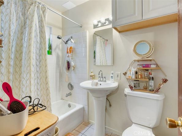 259 N Euclid Avenue, Pasadena CA 91101