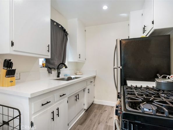 259 N Euclid Avenue, Pasadena CA 91101