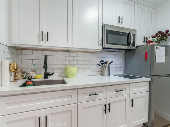 259 N Euclid Avenue, Pasadena CA 91101