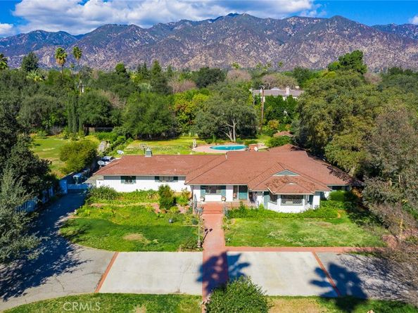 1127 W Foothill Boulevard, Arcadia CA 91006