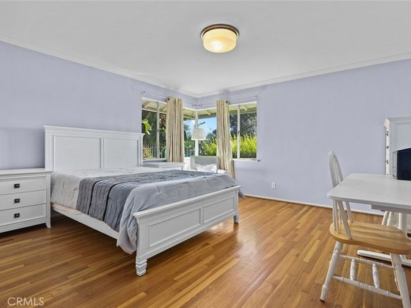 1127 W Foothill Boulevard, Arcadia CA 91006