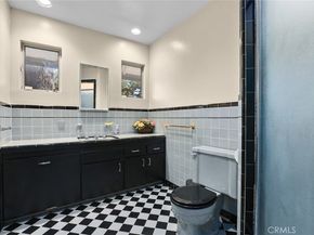 1127 W Foothill Boulevard, Arcadia CA 91006