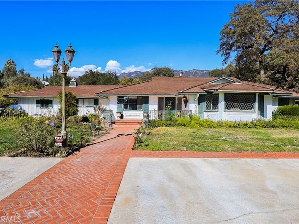 1127 W Foothill Boulevard, Arcadia CA 91006