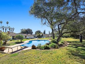 1127 W Foothill Boulevard, Arcadia CA 91006