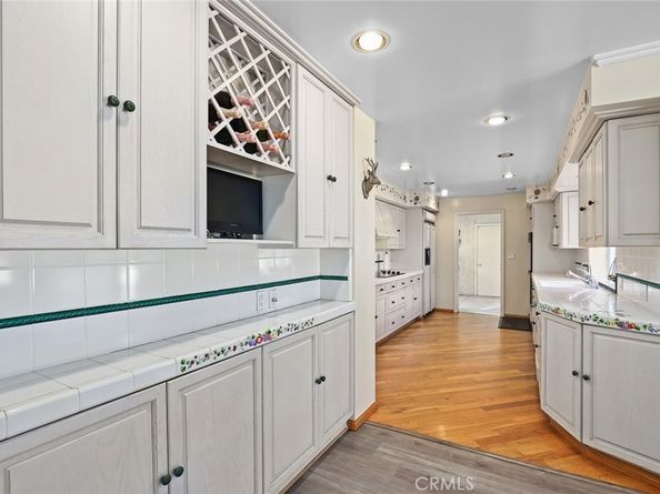 1127 W Foothill Boulevard, Arcadia CA 91006