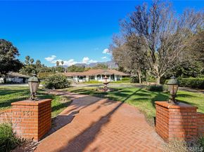 1127 W Foothill Boulevard, Arcadia CA 91006