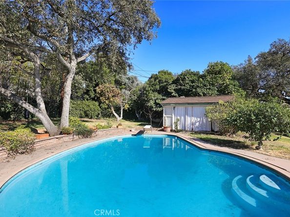 1127 W Foothill Boulevard, Arcadia CA 91006