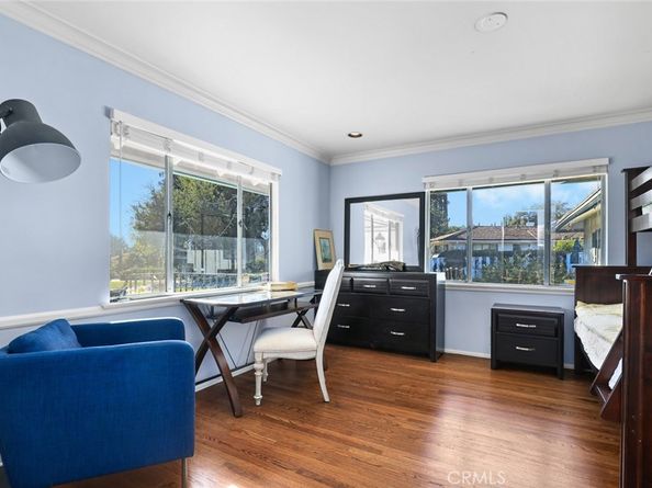 1127 W Foothill Boulevard, Arcadia CA 91006