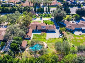 1127 W Foothill Boulevard, Arcadia CA 91006