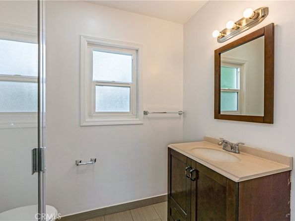 211 E California B9, Glendale CA 91206