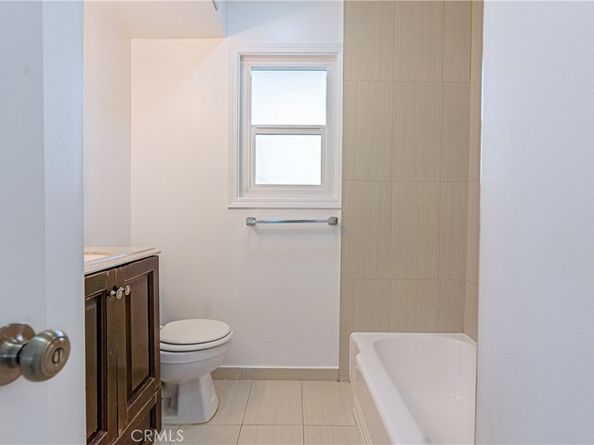 211 E California B9, Glendale CA 91206
