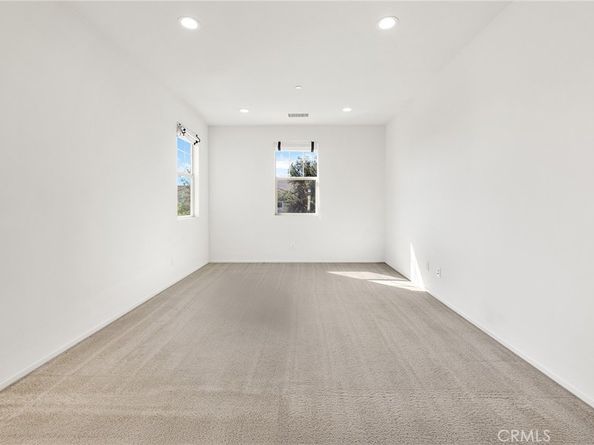 3931 S Mondavi Way, Ontario CA 91761